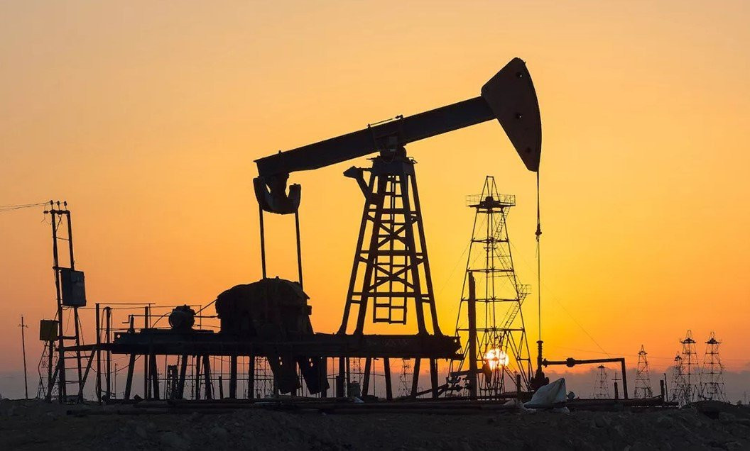 Пошла по наклонной: нефть не может удержать позиции