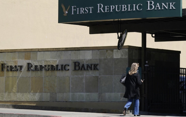 Die Bankenkrise in den USA hält an. First Republic bittet erneut um Hilfe.