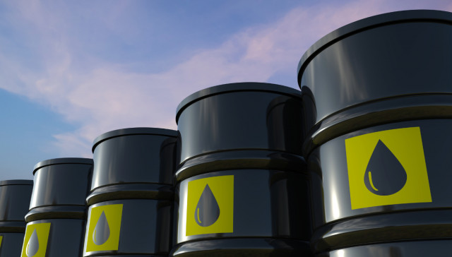 Los precios del petróleo aceleran su repunte ante la anticipada escasez de suministro