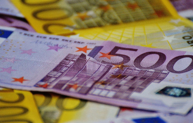 EUR/USD: बाधाओं के बावजूद यूरो बढ़ सकता है