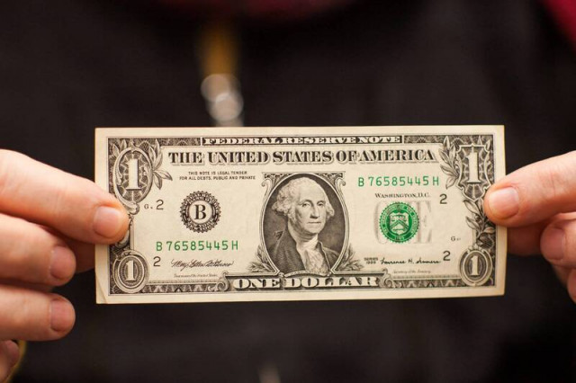 Der Dollar glaubt an seinen Erfolg, aber viel hängt diese Woche nicht nur von der Federal Reserve ab