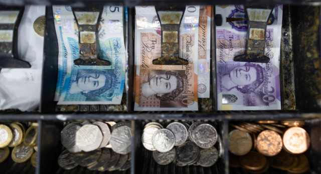 https://forex-images.ifxdb.com/userfiles/20250508/appsimage_analytics681c53e857dd8.jpg