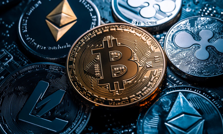 Bitcoin держится, пока мир шатается: будет ли взлет на фоне геополитики и политики ФРС?