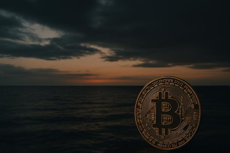 Июльский обзор биткоина: история говорит, что не стоит доверять тишине