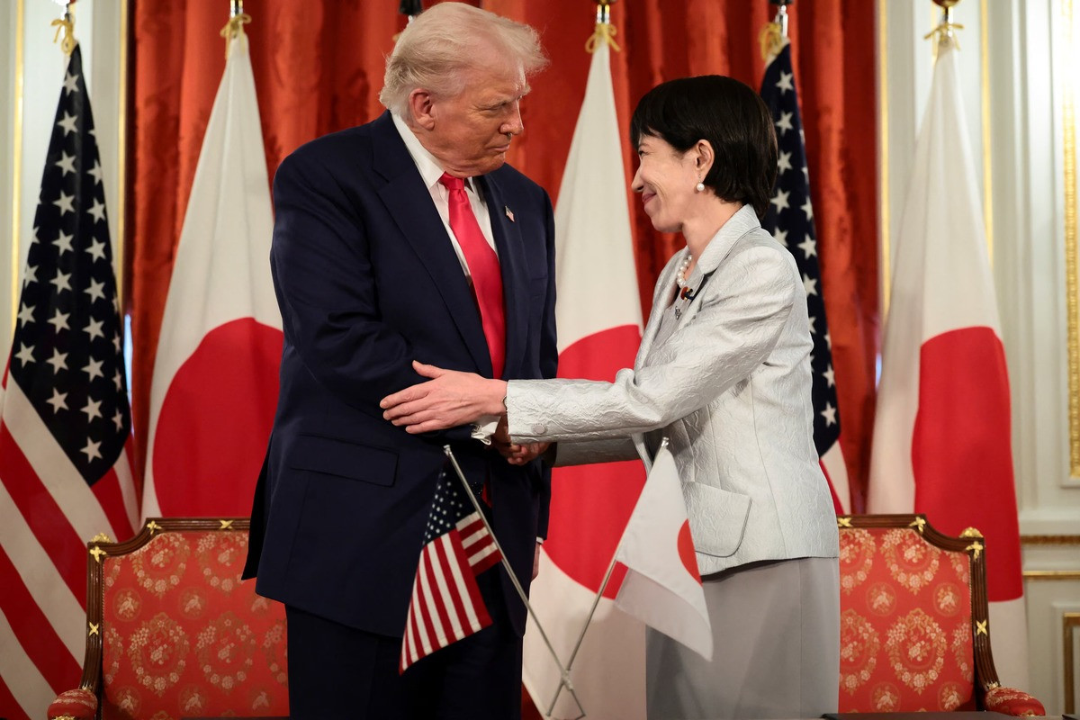 Иена резко выросла после переговоров Такаити и Трампа