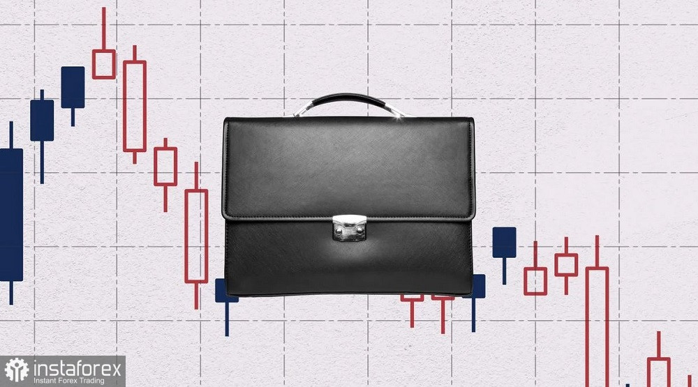 EUR/USD. ADP, Challenger и голубиные сигналы ФРС