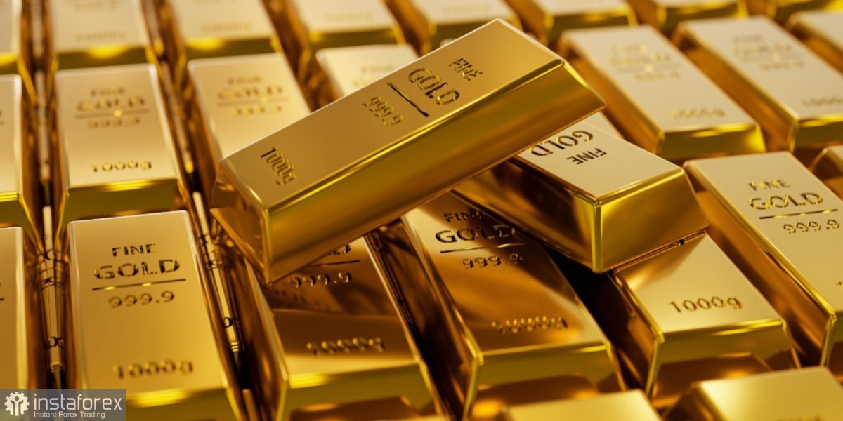 November recap: chaos in markets, weak dollar, rising gold, and hopes for rate cuts