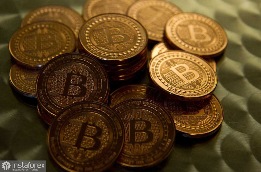 ФРС повышает ставки, но биткоин и Ethereum бьют рекорды, Европа готовится к стагфляции, а Apple шокирует ценами